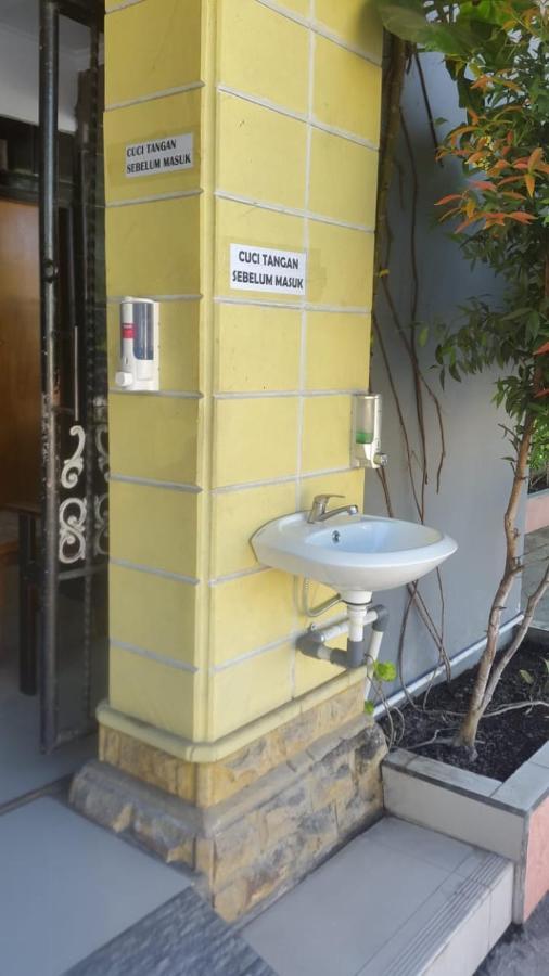 Bahari Family Hotel Bitung Ngoại thất bức ảnh